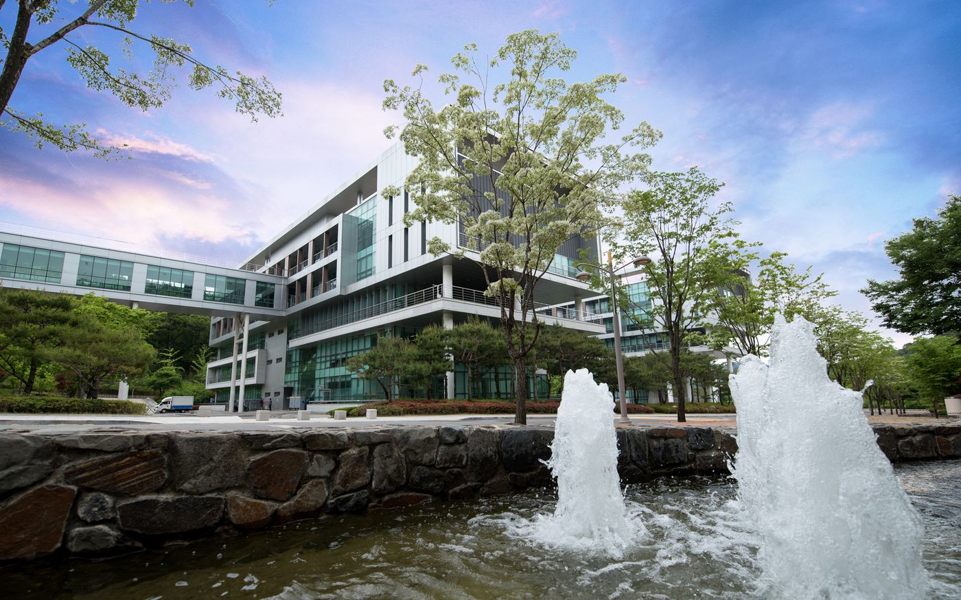 永进专门大学校园一景